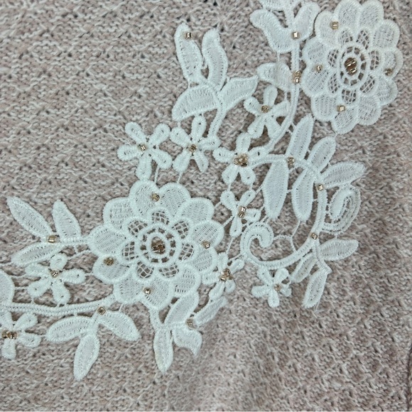 RW & CO Floral Embroidered Cinched Waist Tunic Sweater XS Cream - Picture 6 of 13
